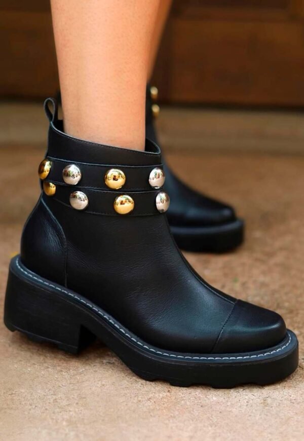 Bota Ferrucci em Couro Preto