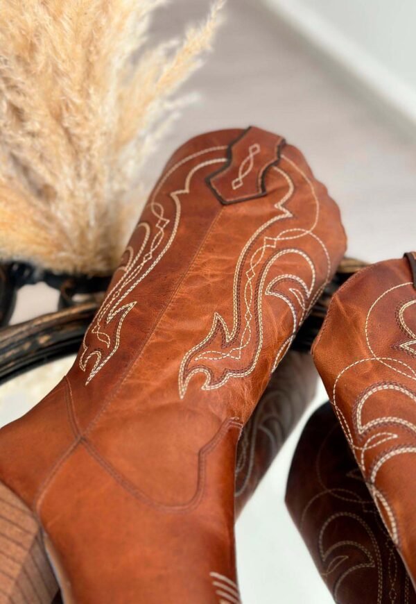Bota em Couro - Imagem 3