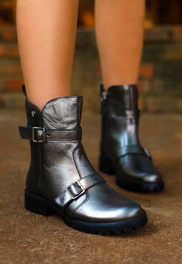 Bota de Couro Preto Ferrucci