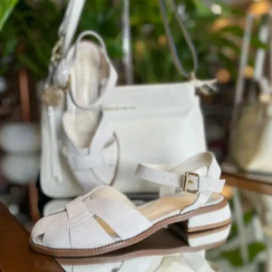 Sandália couro Maithë