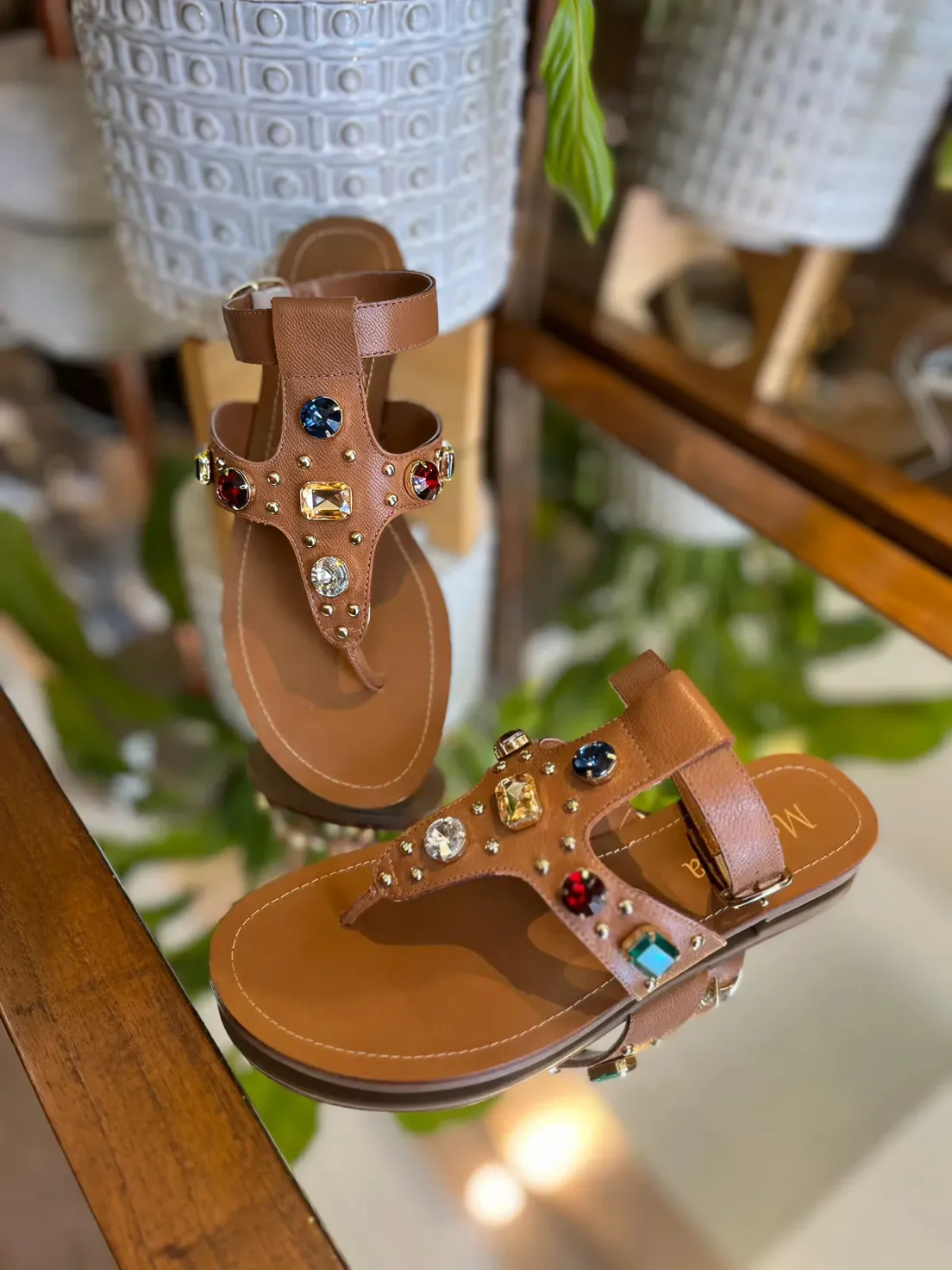 Rasteira em couro Maricota