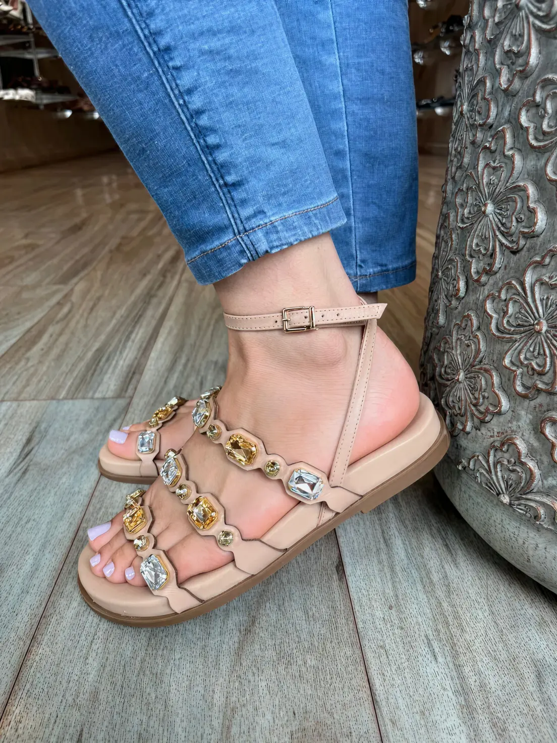 Papete Maricota Nude com Pedrarias e Tira no Tornozelo